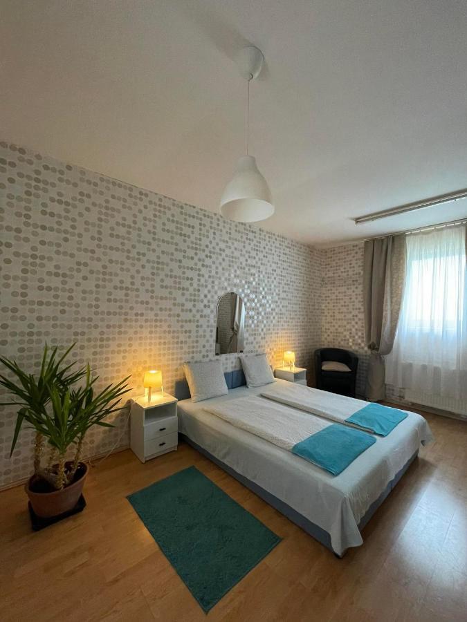 Tape Apartment