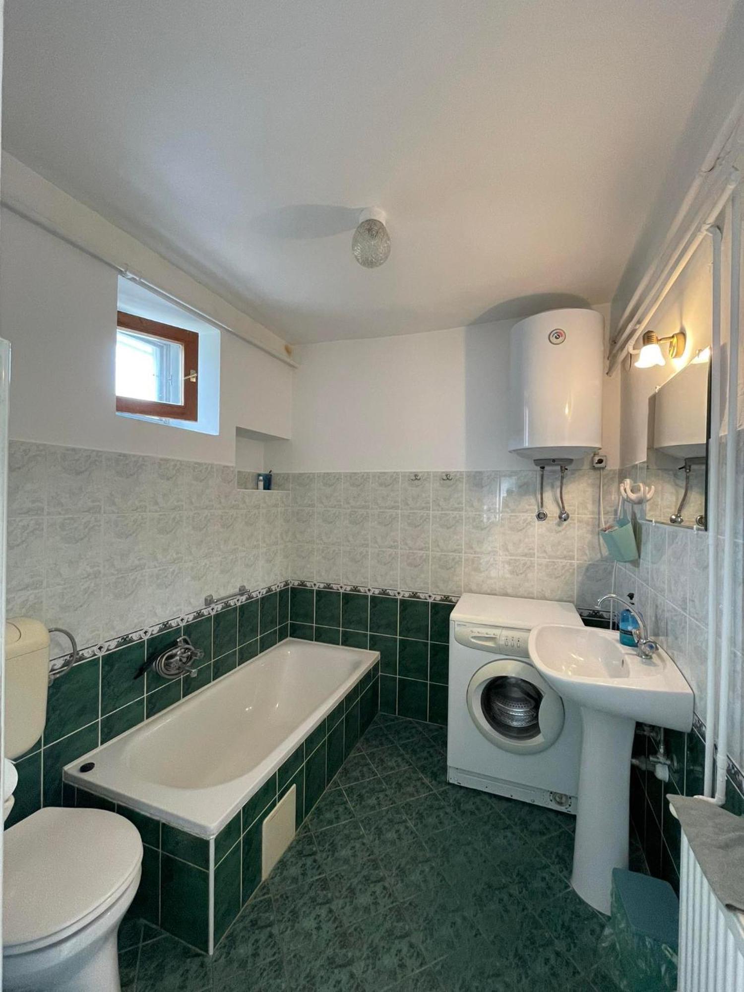 Apartament Tape